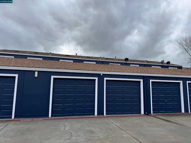 26 El Capitan Ln, Antioch, CA 94509