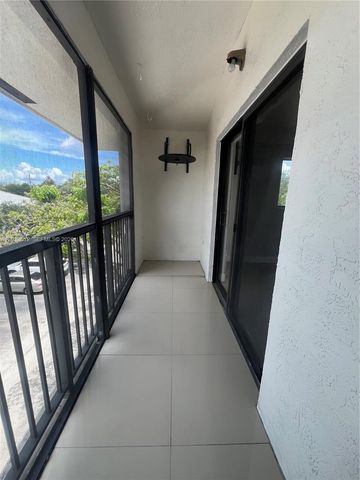 2445 SW 18th Terrace 1009, Fort Lauderdale, FL 33315