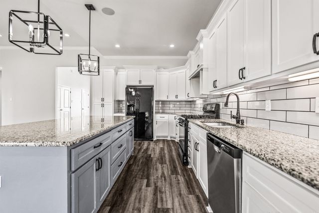 128 Plantation Drive, Mayflower, AR 72106