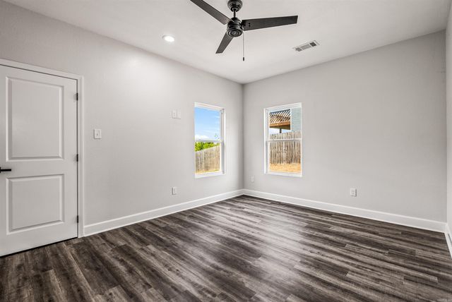 128 Plantation Drive, Mayflower, AR 72106
