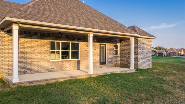 128 Plantation Drive, Mayflower, AR 72106
