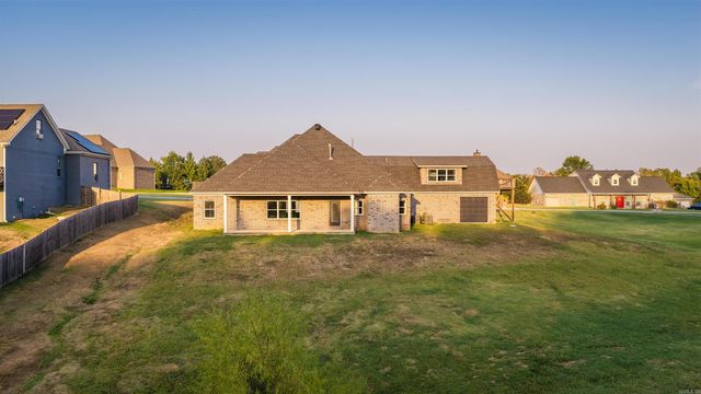 128 Plantation Drive, Mayflower, AR 72106