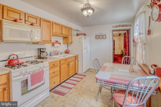 1918 E LEHIGH AVE, Philadelphia, PA 19125