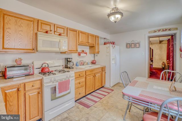 1918 E LEHIGH AVE, Philadelphia, PA 19125