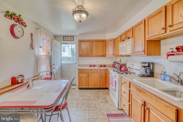 1918 E LEHIGH AVE, Philadelphia, PA 19125