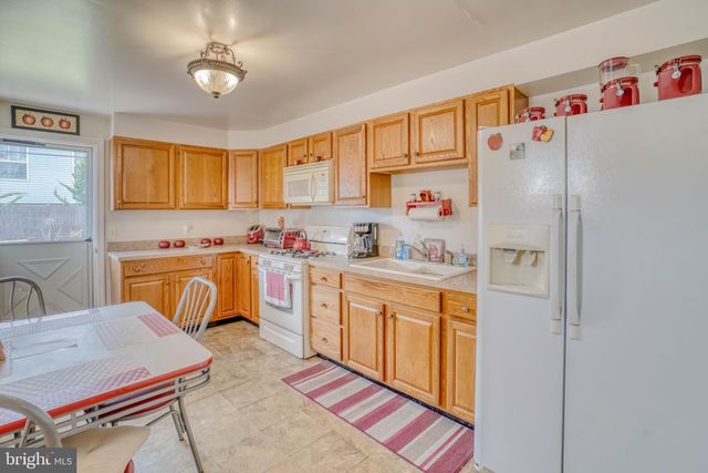 1918 E LEHIGH AVE, Philadelphia, PA 19125