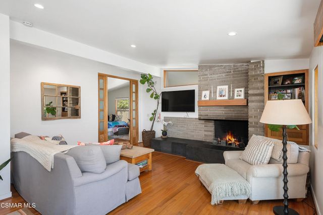 2285 El Jardin Avenue, Ventura, CA 93001