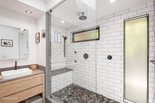 2285 El Jardin Avenue, Ventura, CA 93001