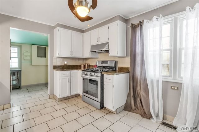 132 Overbrook Avenue, Tonawanda, NY 14150