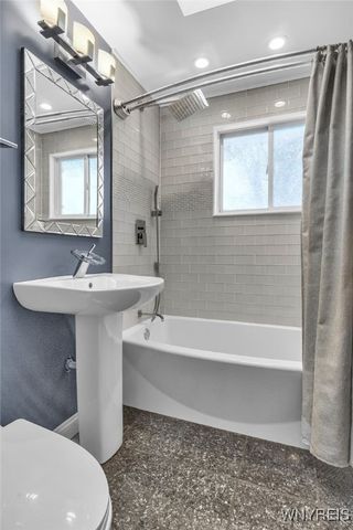 132 Overbrook Avenue, Tonawanda, NY 14150