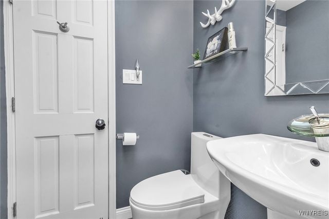 132 Overbrook Avenue, Tonawanda, NY 14150