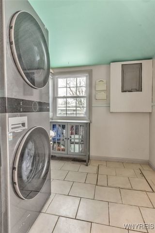 132 Overbrook Avenue, Tonawanda, NY 14150