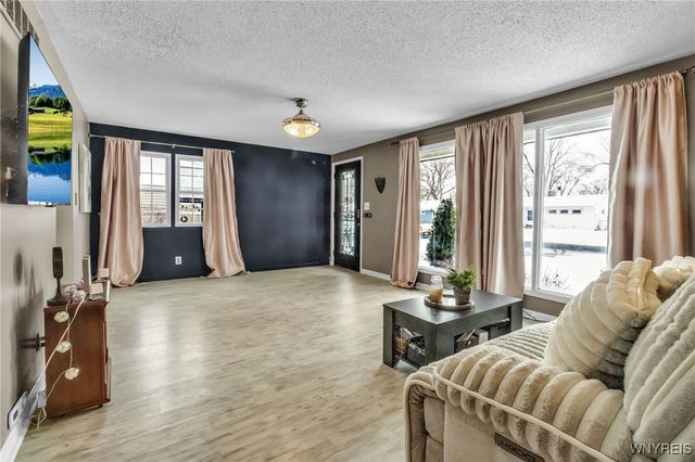 132 Overbrook Avenue, Tonawanda, NY 14150