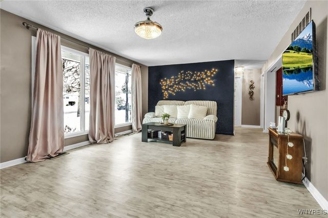 132 Overbrook Avenue, Tonawanda, NY 14150