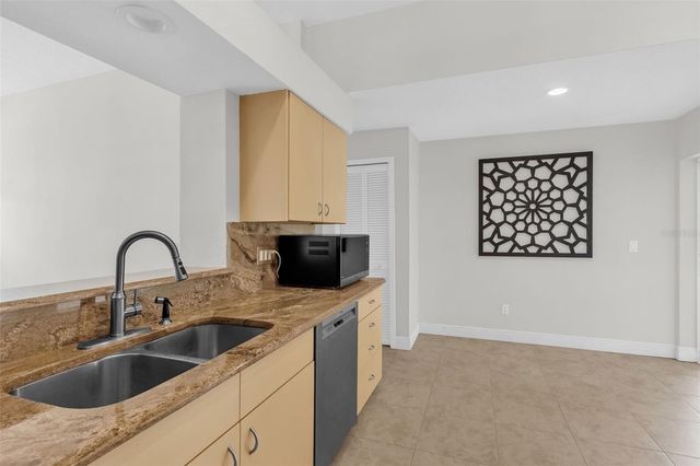 1041 GOULD PLACE, Oviedo, FL 32765