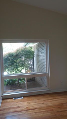 18165 Adrian Street, Southfield City, MI 48075