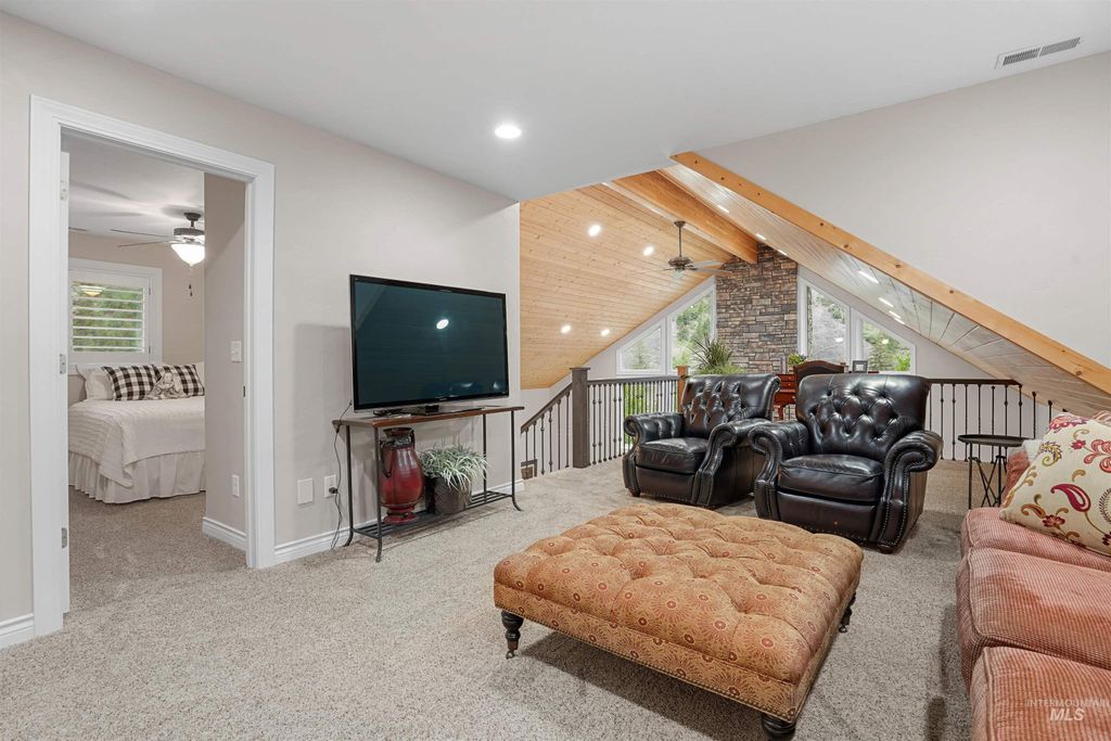 9 Autumn Blaze Lane, Salmon, ID 83467 photo 16