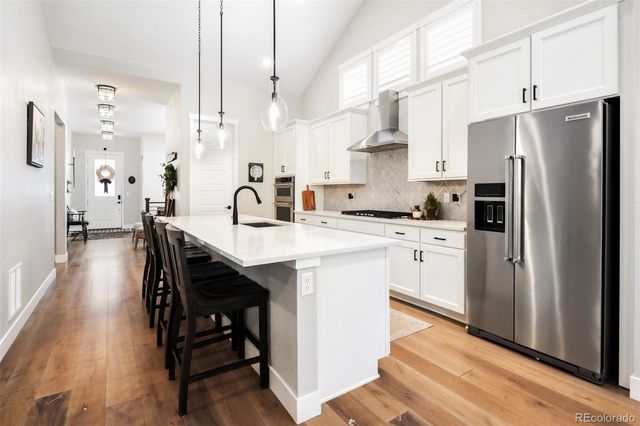 7008 Homeplace Point, Castle Rock, CO 80108
