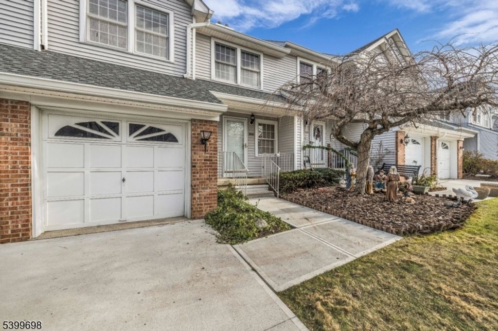 226 Harvard Dr, Independence Twp., NJ 07840