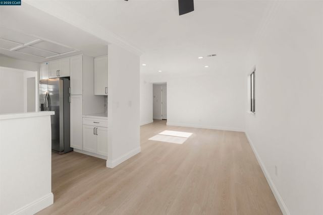 2214 Forsythia Way, Martinez, CA 94553