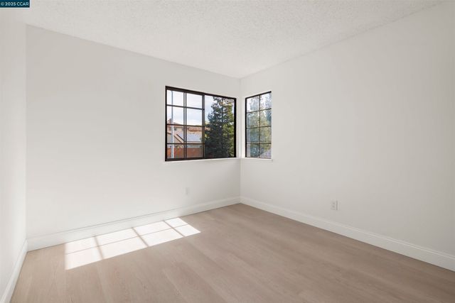 2214 Forsythia Way, Martinez, CA 94553