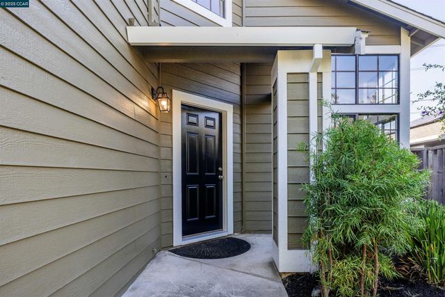 2214 Forsythia Way, Martinez, CA 94553