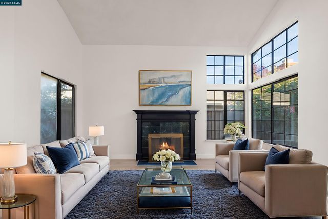 2214 Forsythia Way, Martinez, CA 94553