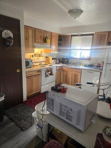 811 W Spofford Ave, Spokane, WA 99205