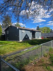 811 W Spofford Ave, Spokane, WA 99205