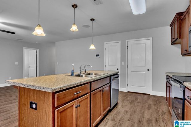 2929 PHELAN CIRCLE, Hanceville, AL 35077