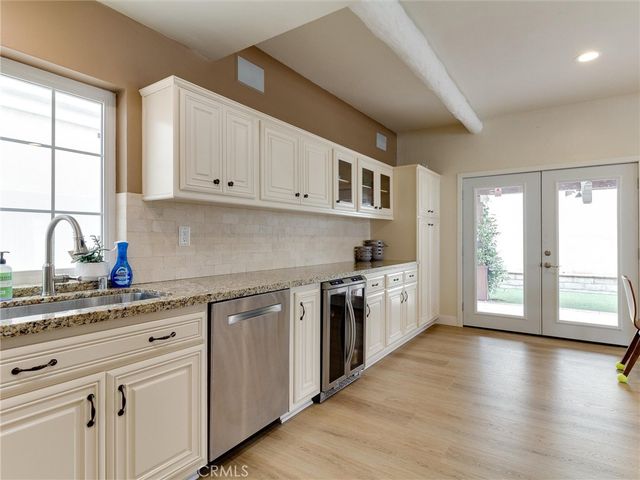 2703 Huntington Lane A, Redondo Beach, CA 90278