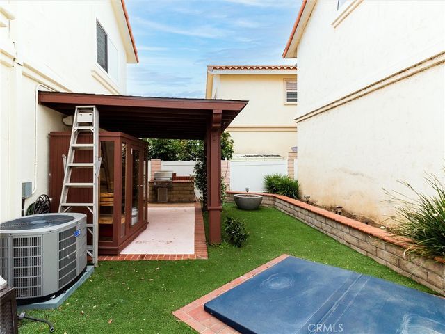2703 Huntington Lane A, Redondo Beach, CA 90278