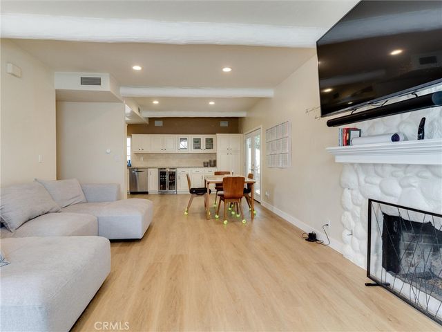 2703 Huntington Lane A, Redondo Beach, CA 90278