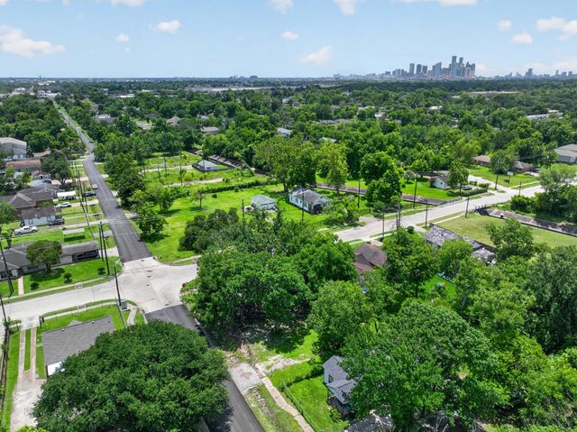 3408 Kirk Street, Houston, TX 77026