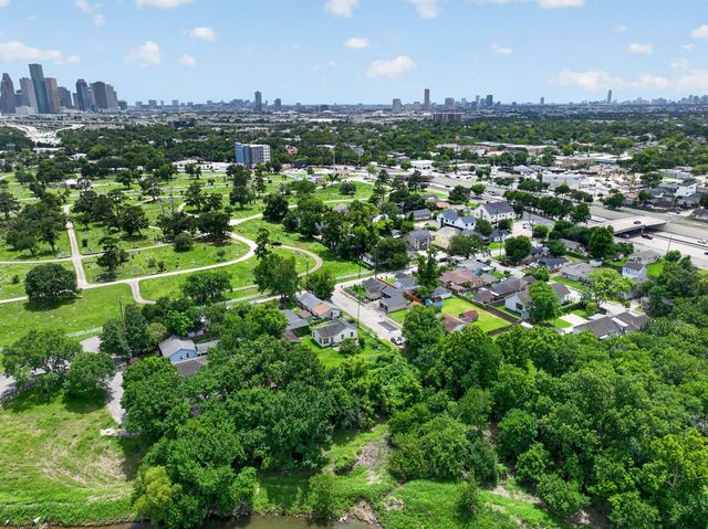 3408 Kirk Street, Houston, TX 77026