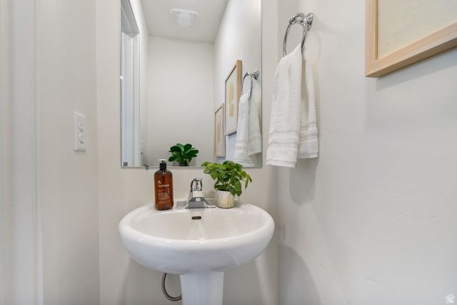 447 W 950 S, Ogden, UT 84404