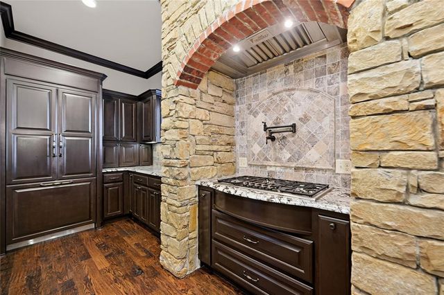 16720 Rugosa Rose Drive, Edmond, OK 73012