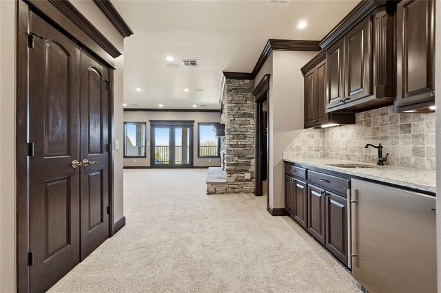 16720 Rugosa Rose Drive, Edmond, OK 73012