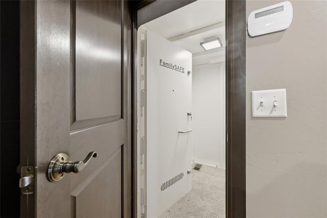 16720 Rugosa Rose Drive, Edmond, OK 73012