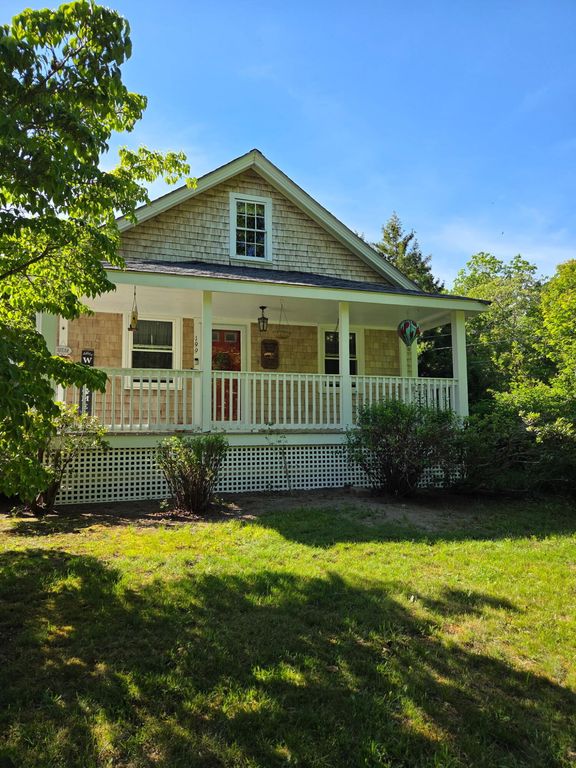 199 Cammett Road, Marstons Mills, MA 02648
