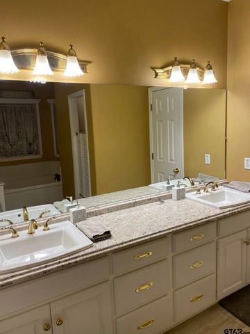 140 Pat Drive, Mineola, TX 75773