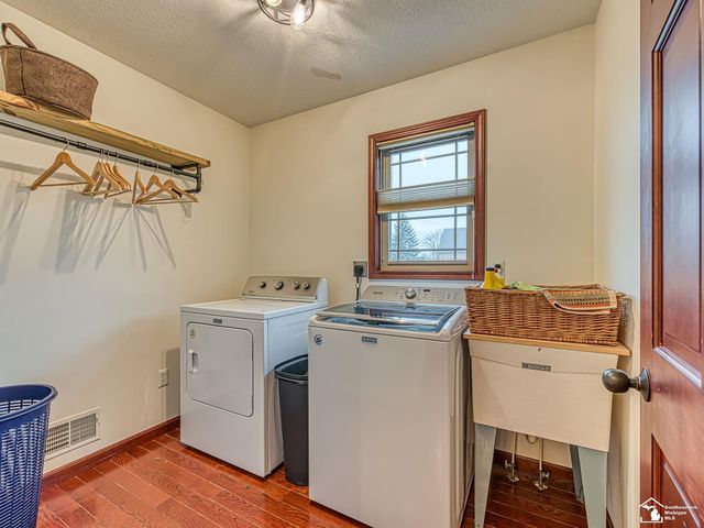 3350 Swartz Road, La Salle, MI 48145