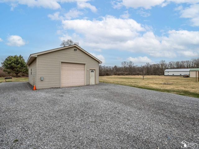 3350 Swartz Road, La Salle, MI 48145