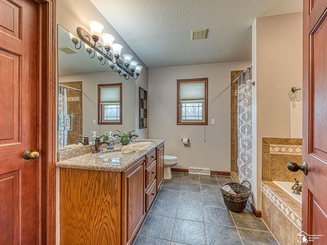 3350 Swartz Road, La Salle, MI 48145