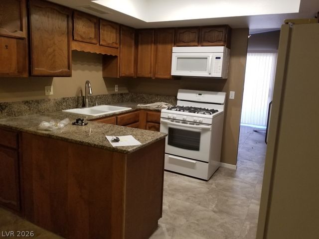 504 GRIMSBY Avenue, Henderson, NV 89014