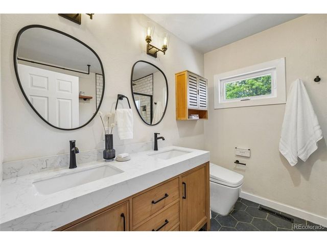 1805 Lyonesse St, Lafayette, CO 80026