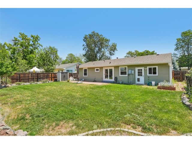 1805 Lyonesse St, Lafayette, CO 80026