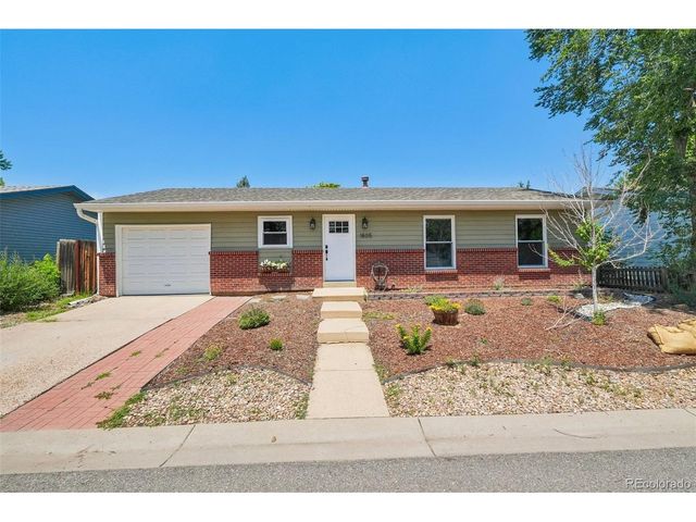 1805 Lyonesse St, Lafayette, CO 80026
