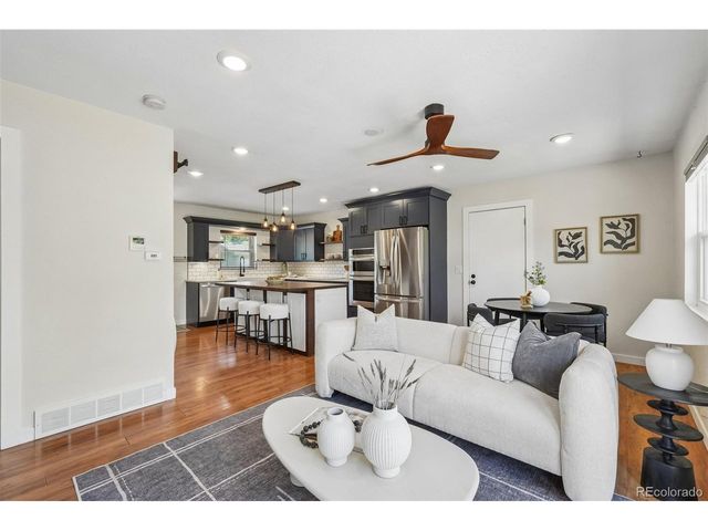 1805 Lyonesse St, Lafayette, CO 80026