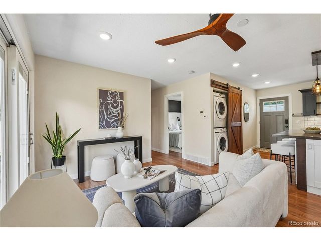 1805 Lyonesse St, Lafayette, CO 80026